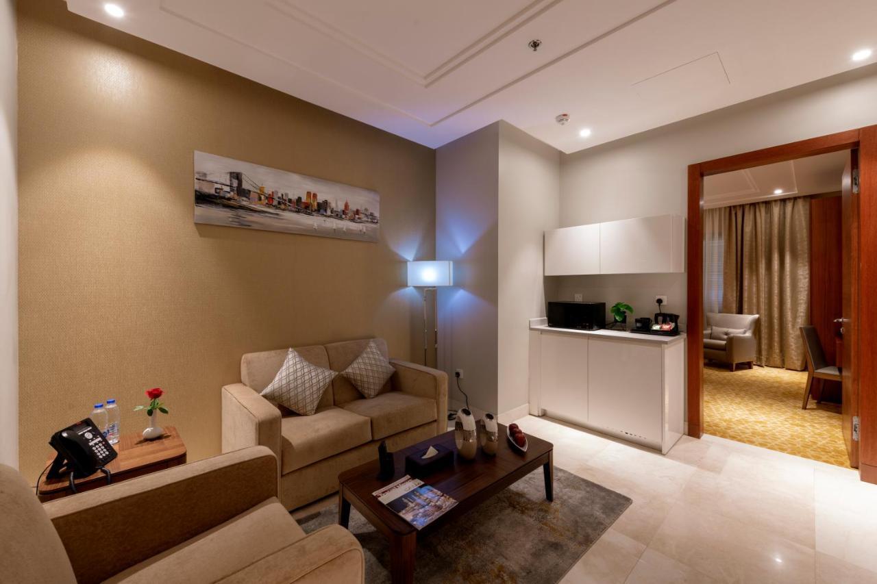 Taj Jeddah Hotel Apartment Buitenkant foto