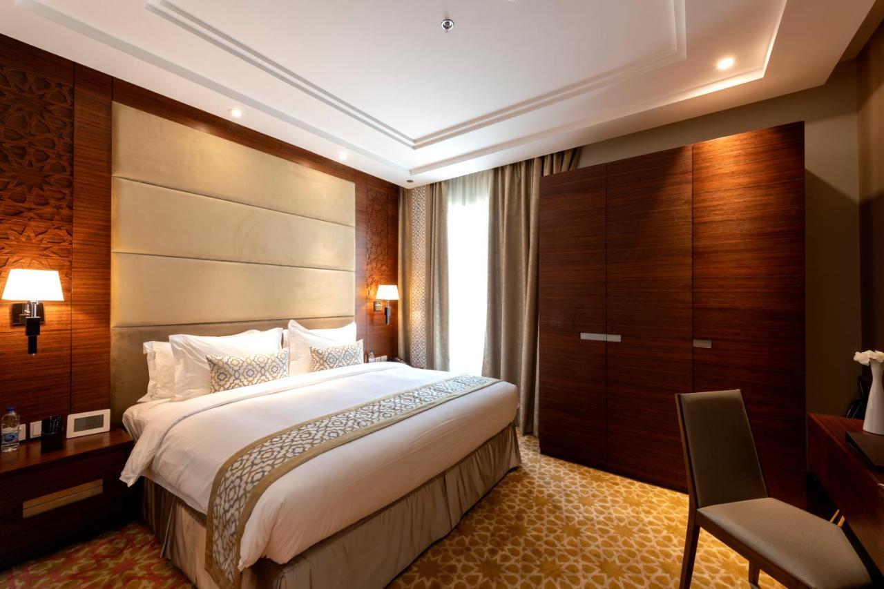 Taj Jeddah Hotel Apartment Buitenkant foto