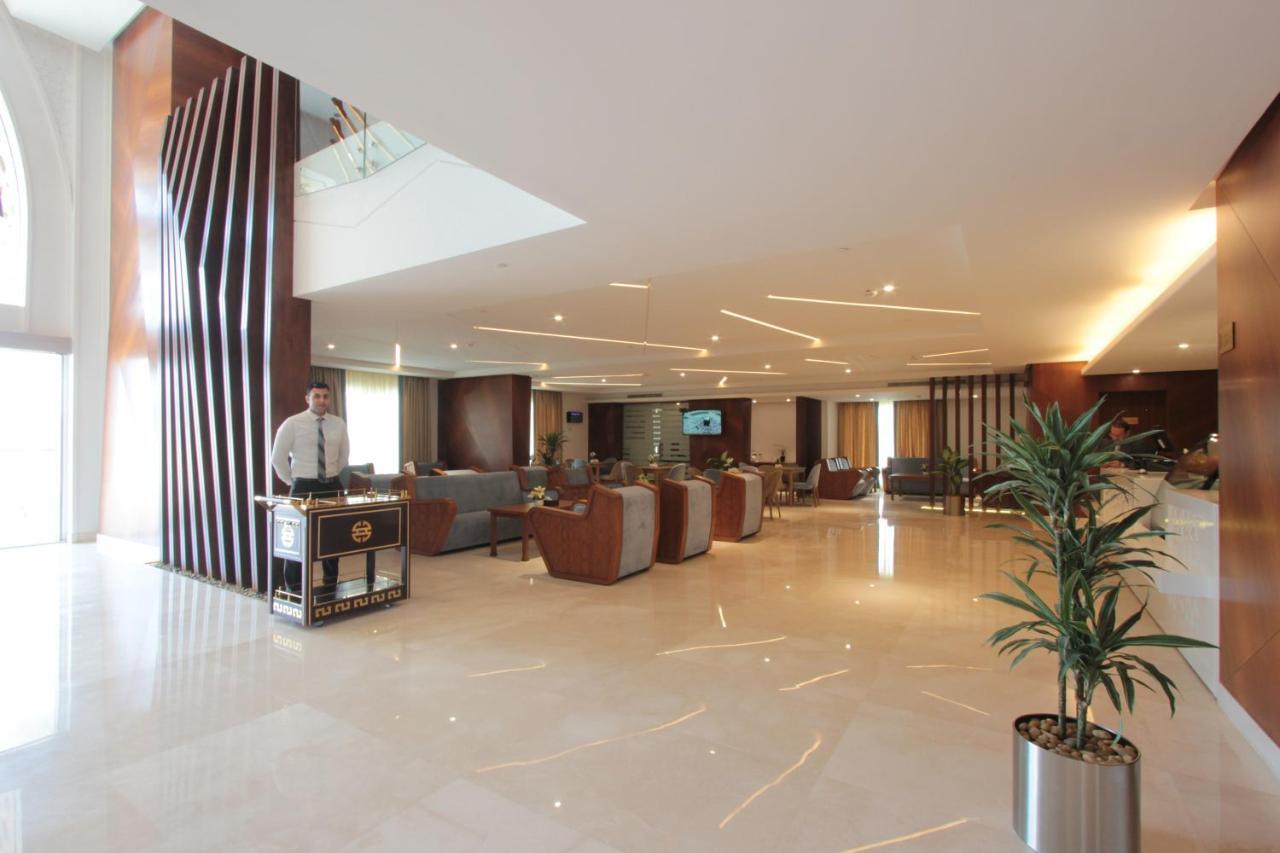 Taj Jeddah Hotel Apartment Buitenkant foto